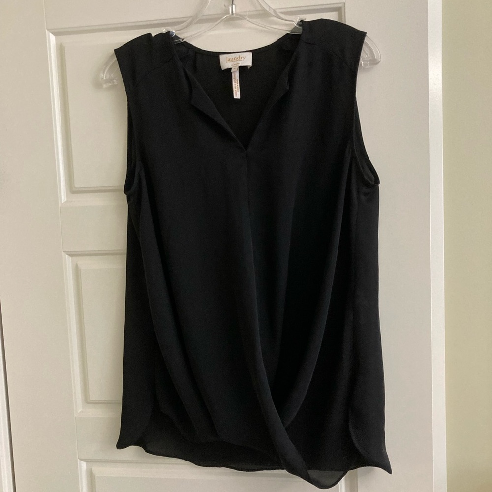Sleeveless top